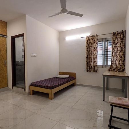 Ashraya Hostel Μπανγκαλόρ Εξωτερικό φωτογραφία